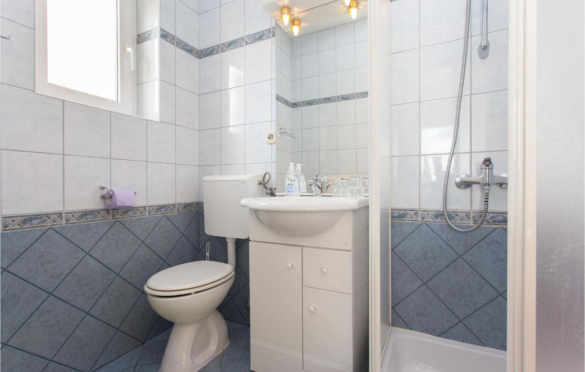 Stunning Apartment In Kornic With House Sea View Eksteriør billede